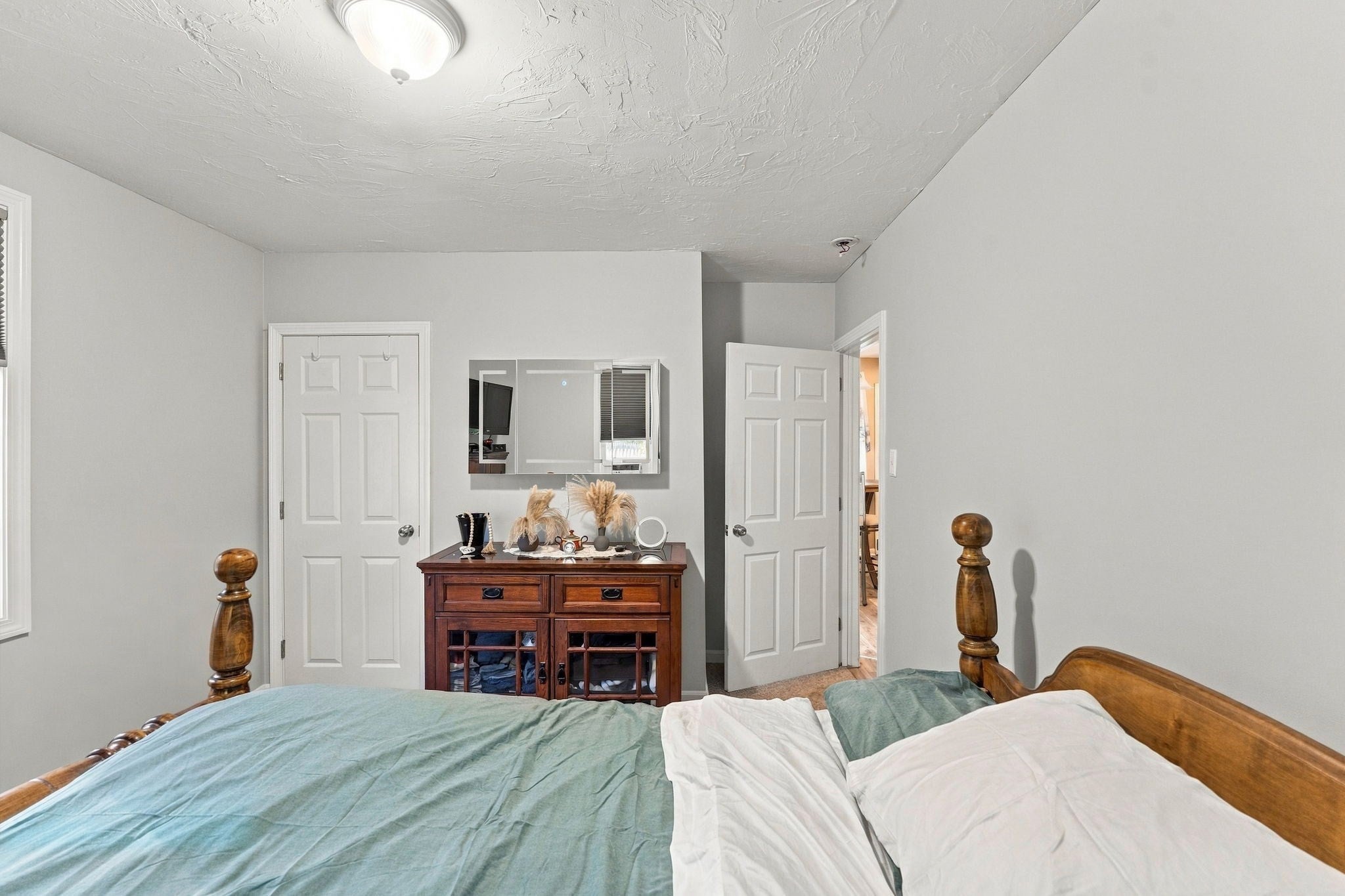 31 Thurston Avenue #31, Northbridge, MA Photo #17