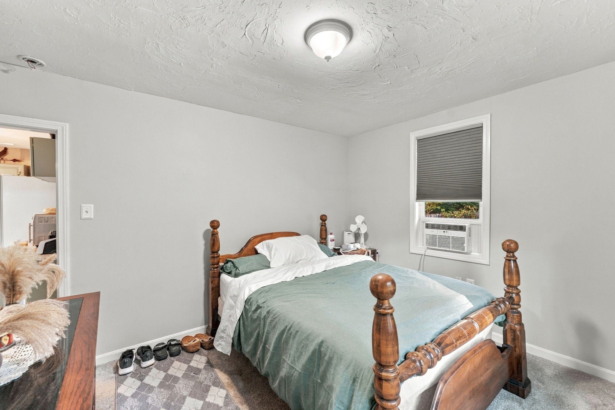 31 Thurston Avenue #31, Northbridge, MA Photo #16
