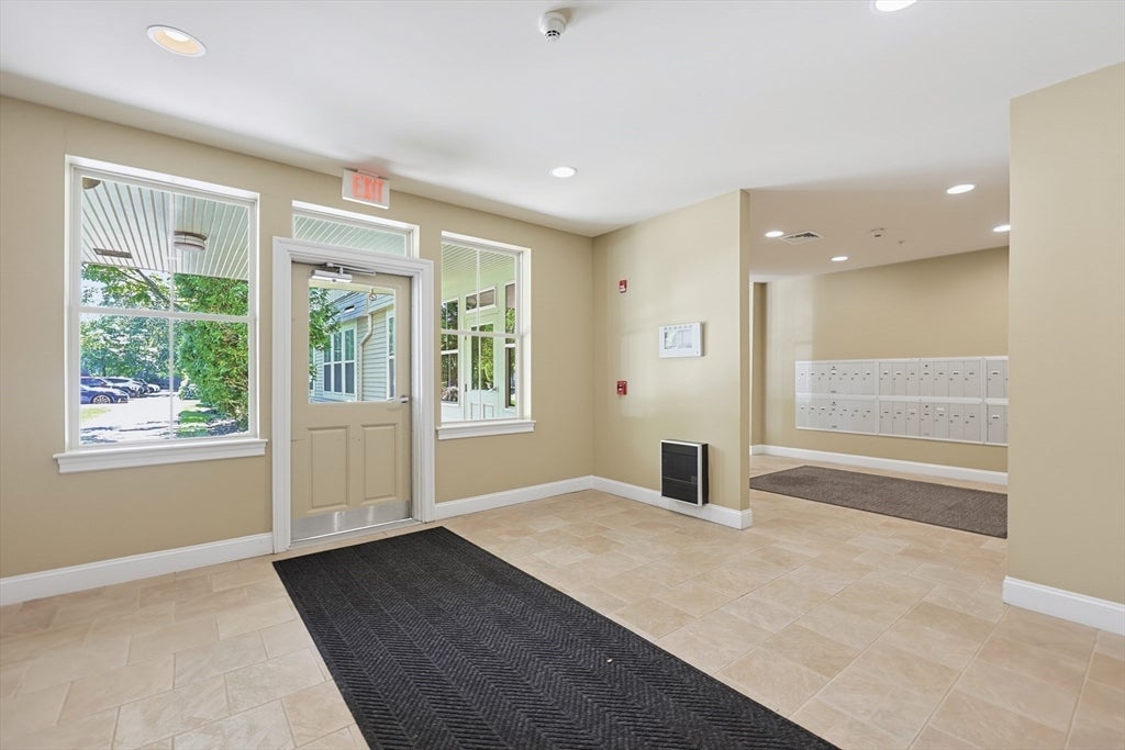 4 Harvest Drive #204, North Andover, MA, 4 Harvest Drive #204, North Andover, MA Photo #4