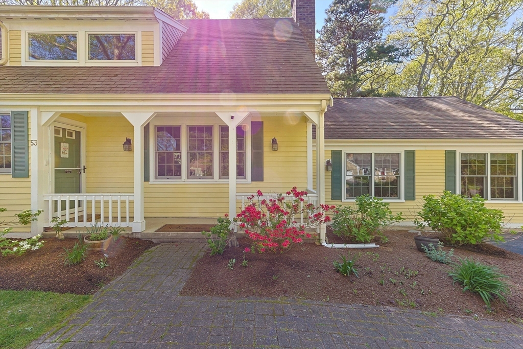 53 Settlers Ln