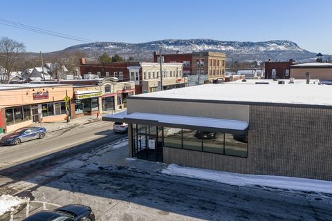 32 Union St. Easthampton MA 01027