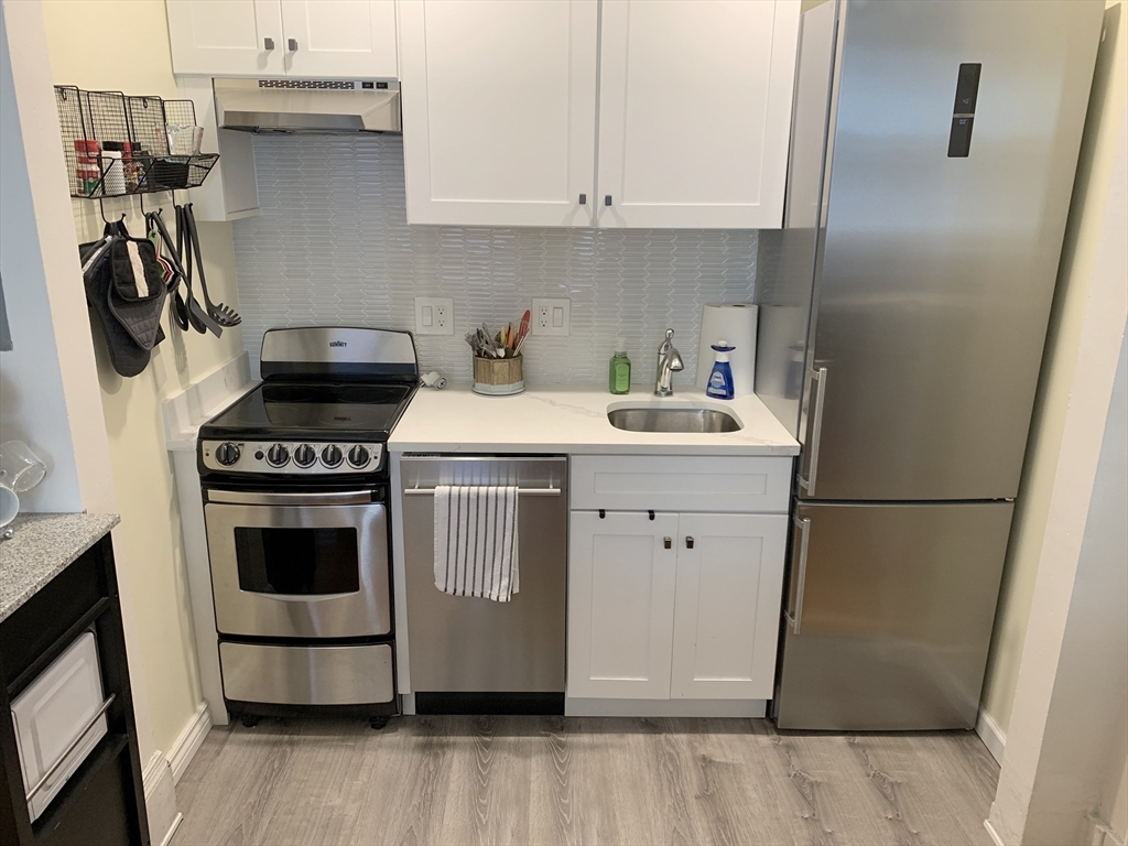 426 Marlborough Street 3