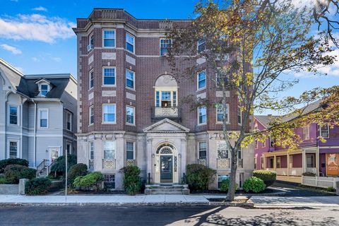 20 Chestnut St 205 Malden MA 02148