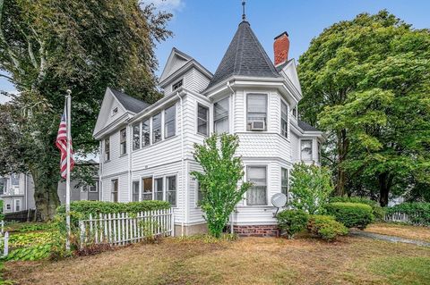 82 Lincoln Ave Saugus MA 01906