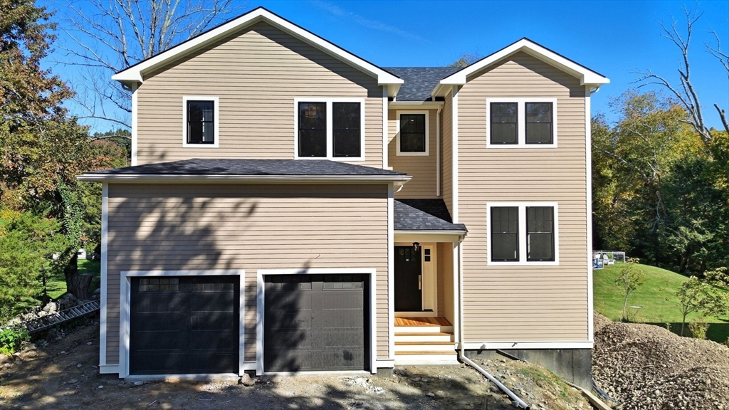 131 Maple St
