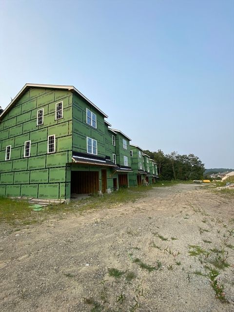 Photo of 47R Yarnie #7B, Worcester, MA 01602 (MLS # 73422459)