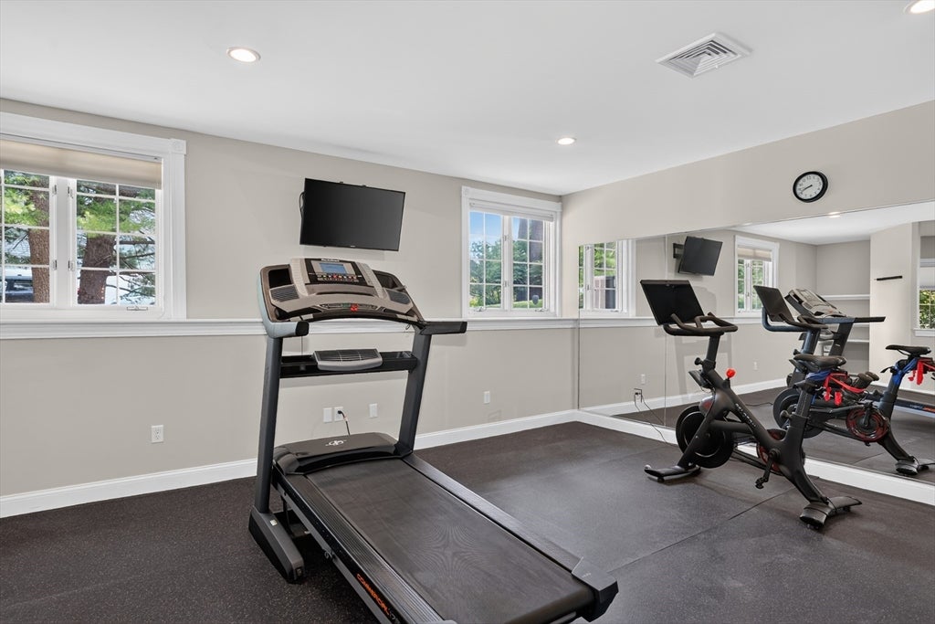 46 Briant Dr, Sudbury, MA, 46 Briant Dr, Sudbury, MA Photo #34