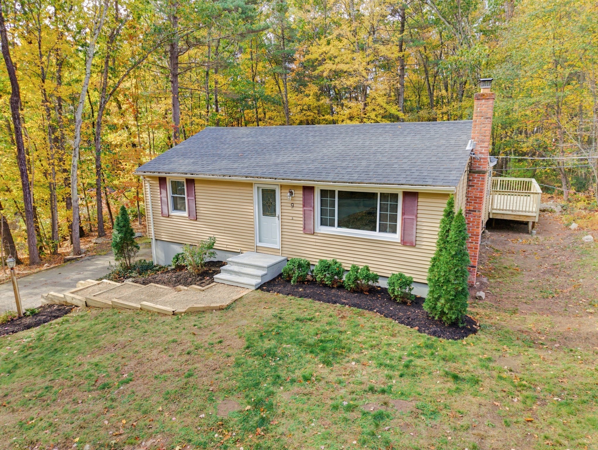 Photo of 9 Merriam District, Oxford, MA