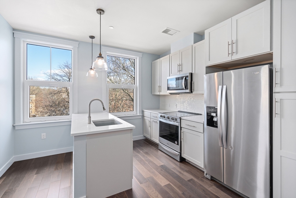 136 Babcock St #215, Brookline, MA, 136 Babcock St #215, Brookline, MA Photo #1