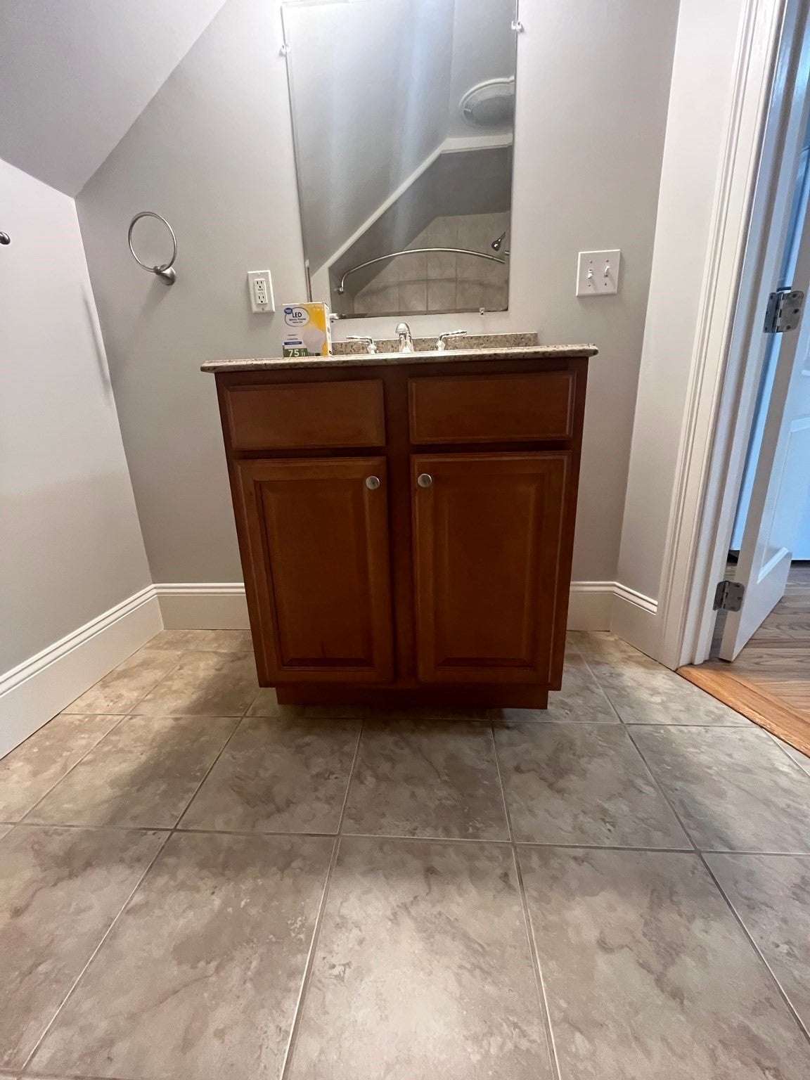 164 Ash Street #3, Waltham, MA Photo #11