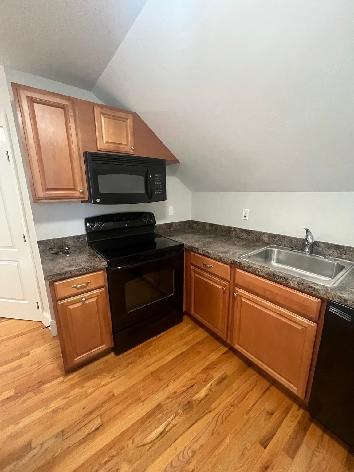 164 Ash Street #3, Waltham, MA Photo #2