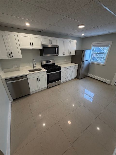 83 Chelsea 3 Boston MA 02128