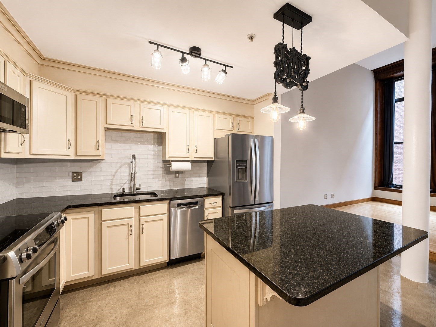 172 Middle St #206, Lowell, MA Photo #5