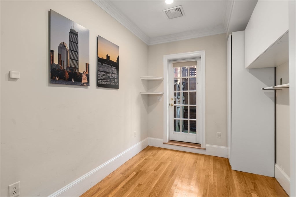 299 Marlborough Street #1, Boston, MA Photo #10