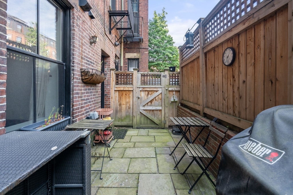 299 Marlborough Street #1, Boston, MA Photo #13