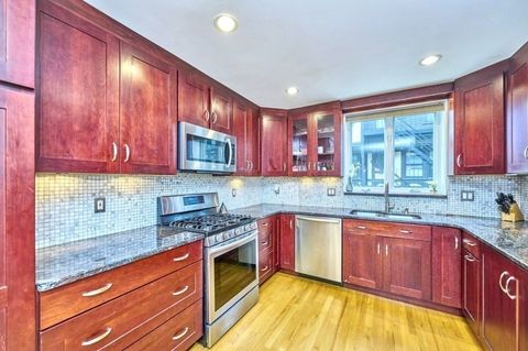 209 Commonwealth Avenue 3E Newton MA 02467