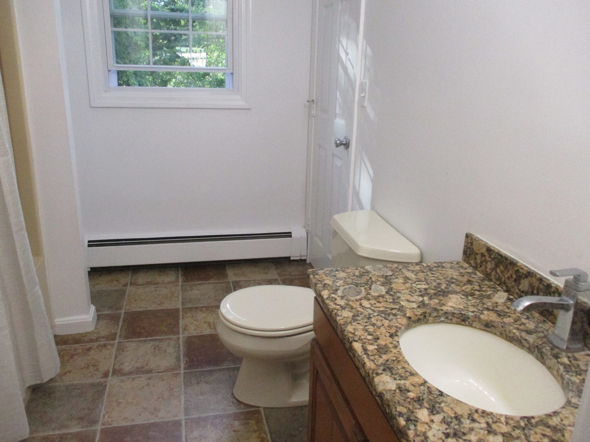 202 Heritage Ln #202, Auburn, MA, 202 Heritage Ln #202, Auburn, MA Photo #11