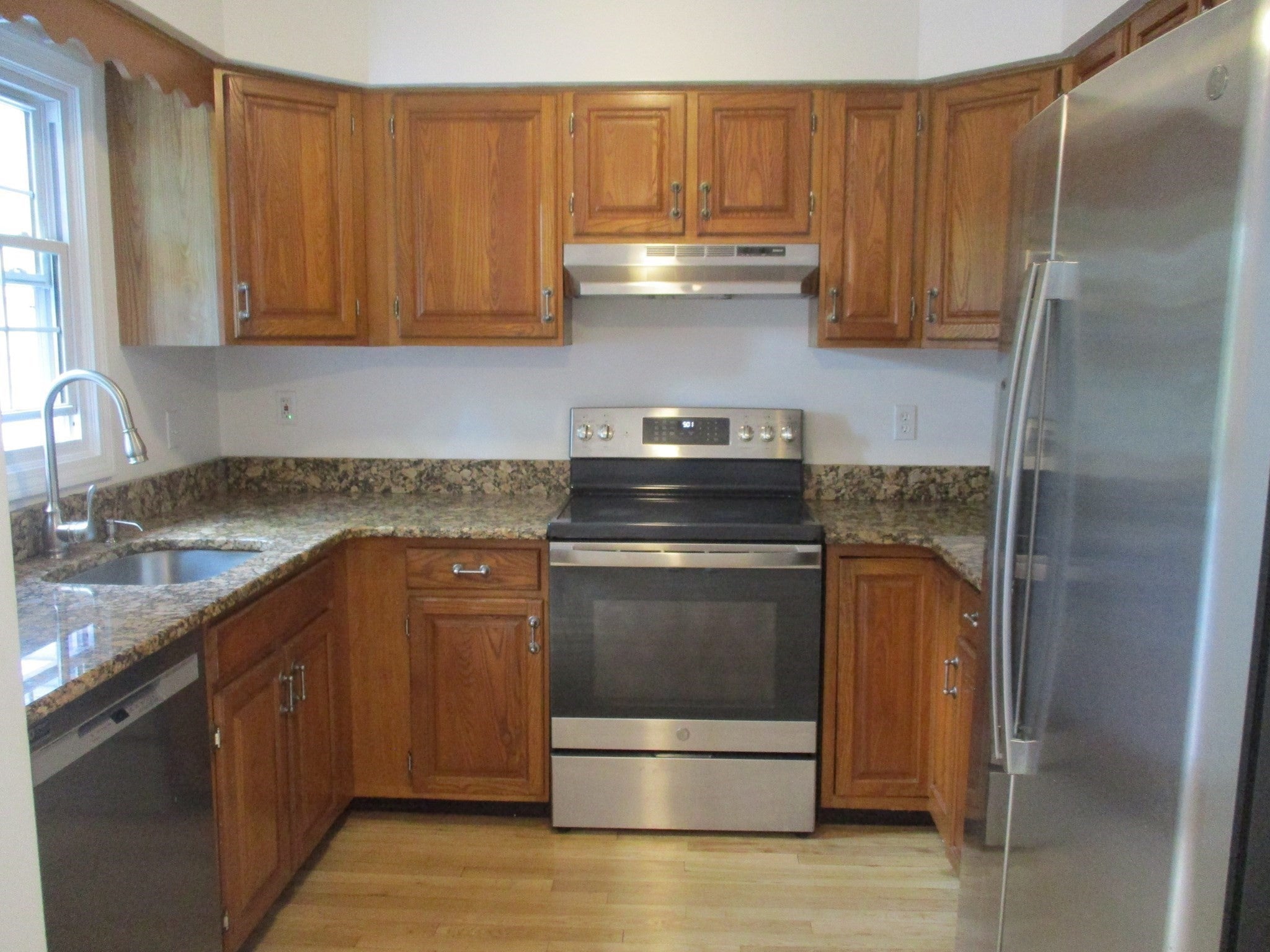 202 Heritage Ln #202, Auburn, MA, 202 Heritage Ln #202, Auburn, MA Photo #8