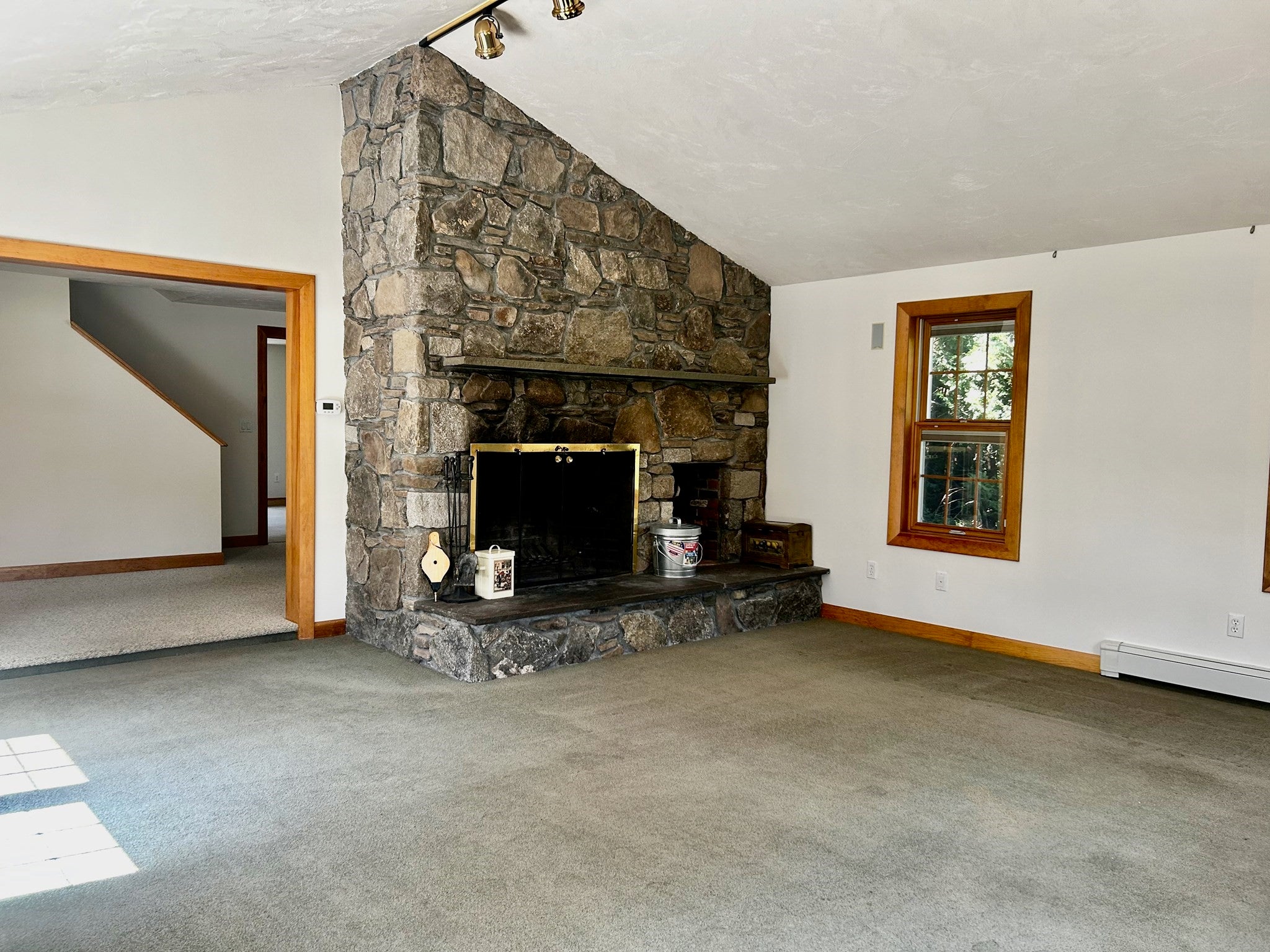 22 Hudson Rd, Stow, MA Photo #10