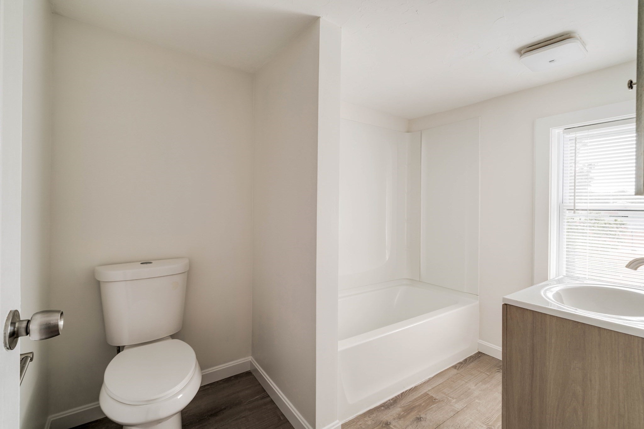 24 Prospect St, Weymouth, MA, 24 Prospect St, Weymouth, MA Photo #16