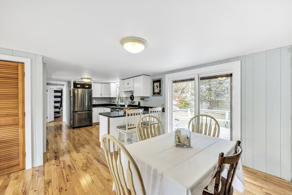 Barnstable, Massachusetts 02648, United States, 2 Bedrooms Bedrooms, ,1 BathroomBathrooms,Residential,Active,239528