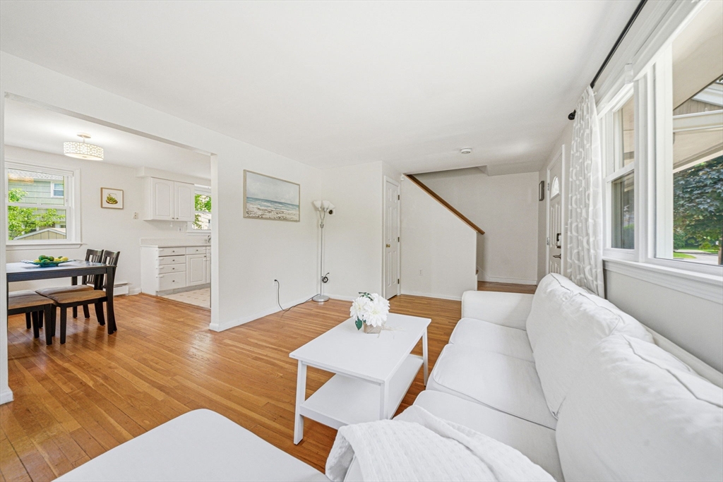 18 Bradford Road 18