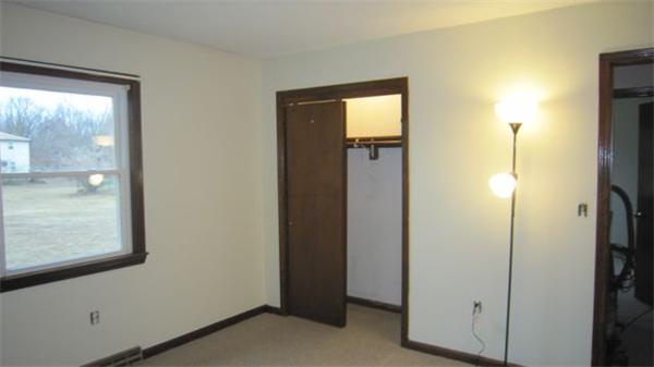 10 Gary Place