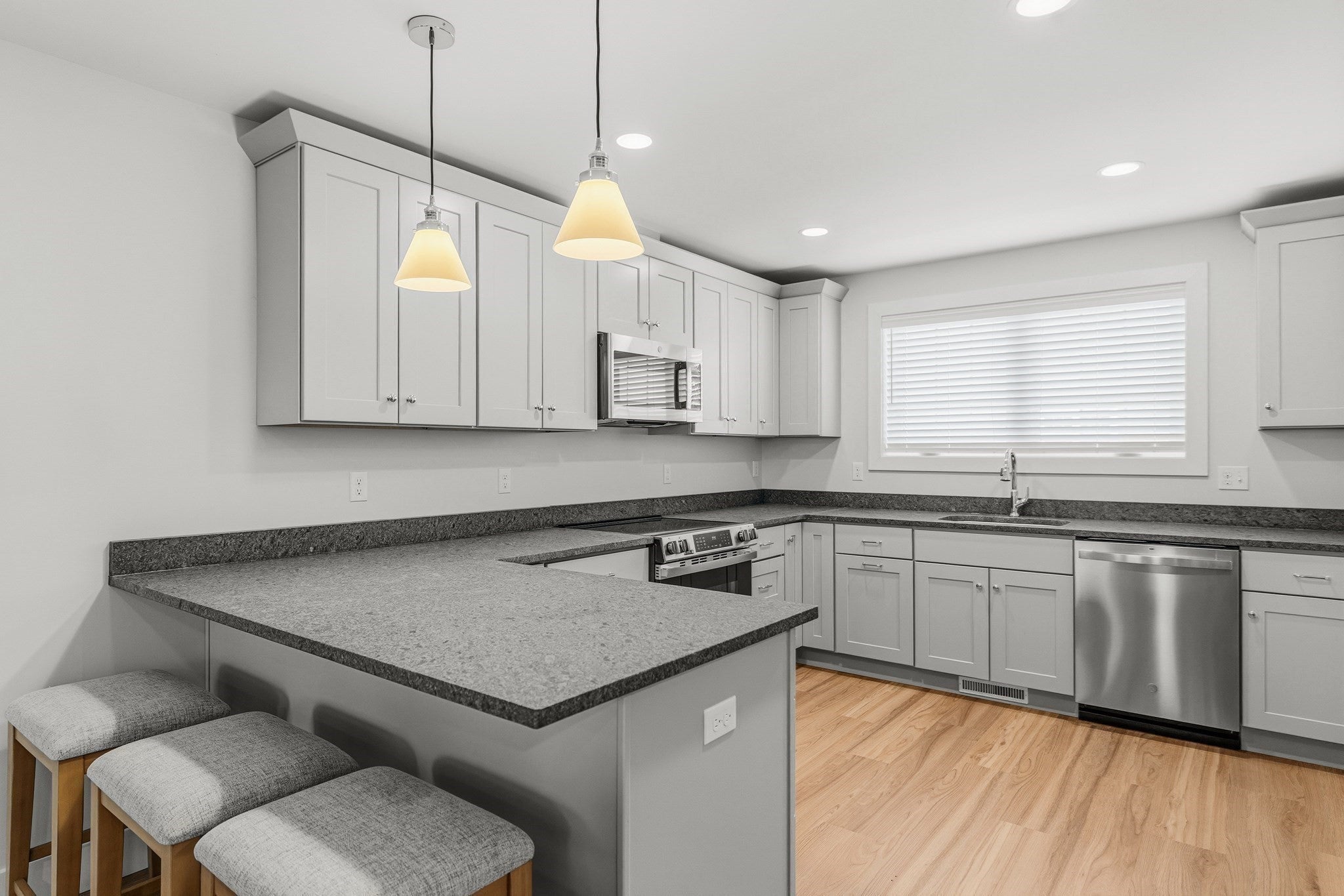 2492 South Main Street #7A, Fall River, MA, 2492 South Main Street #7A, Fall River, MA Photo #6