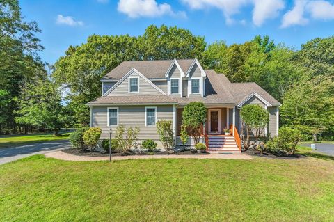 2 Bramble Way Acton MA 01720