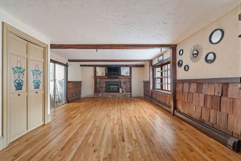 250 Shrewsbury St Holden MA 01520