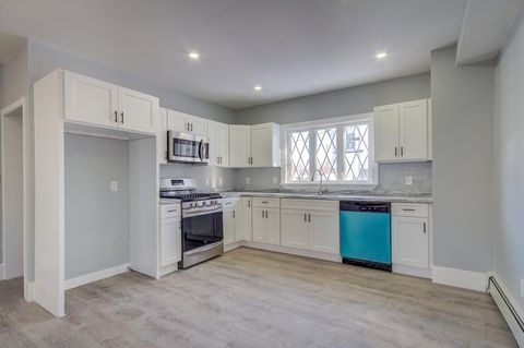 5 Bates St Brockton MA 02302