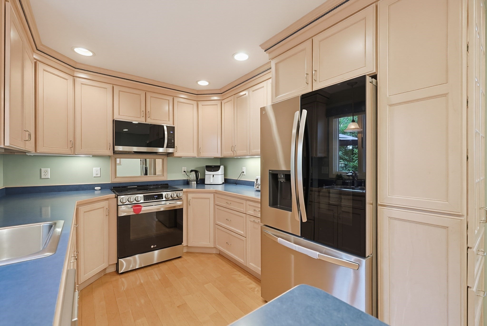 11 Weatherstone Dr #11, Worcester, MA Photo #6