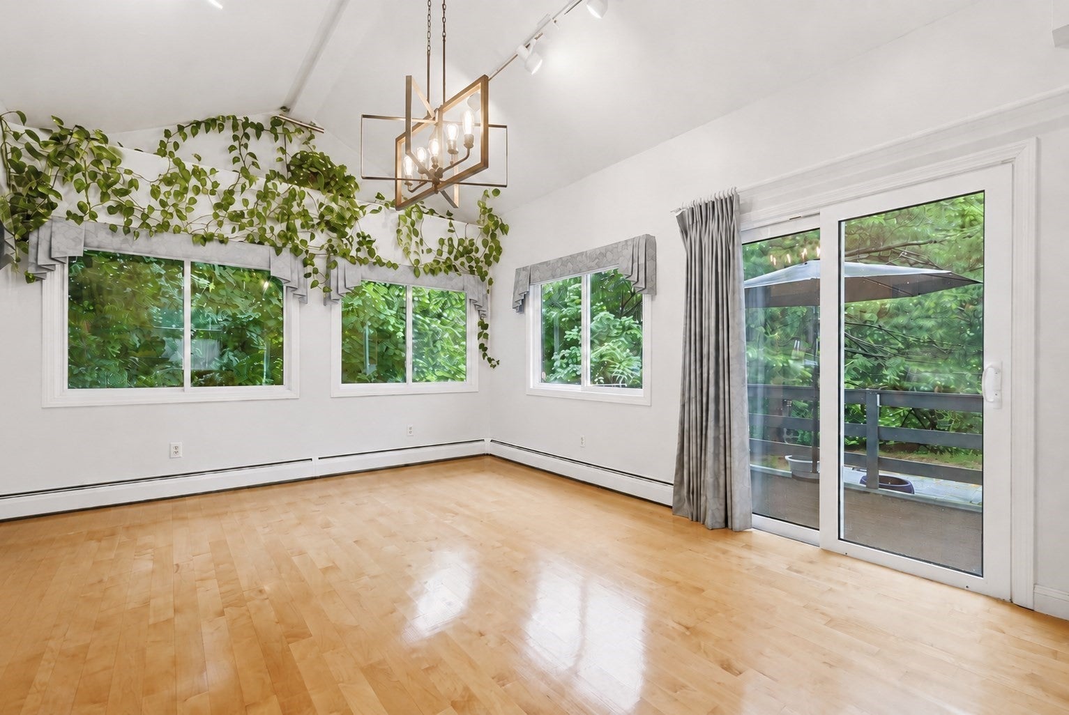 11 Weatherstone Dr #11, Worcester, MA Photo #8