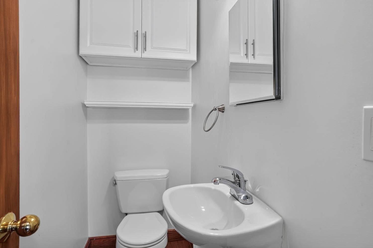 9 Ash St #1, Belmont, MA, 9 Ash St #1, Belmont, MA Photo #12