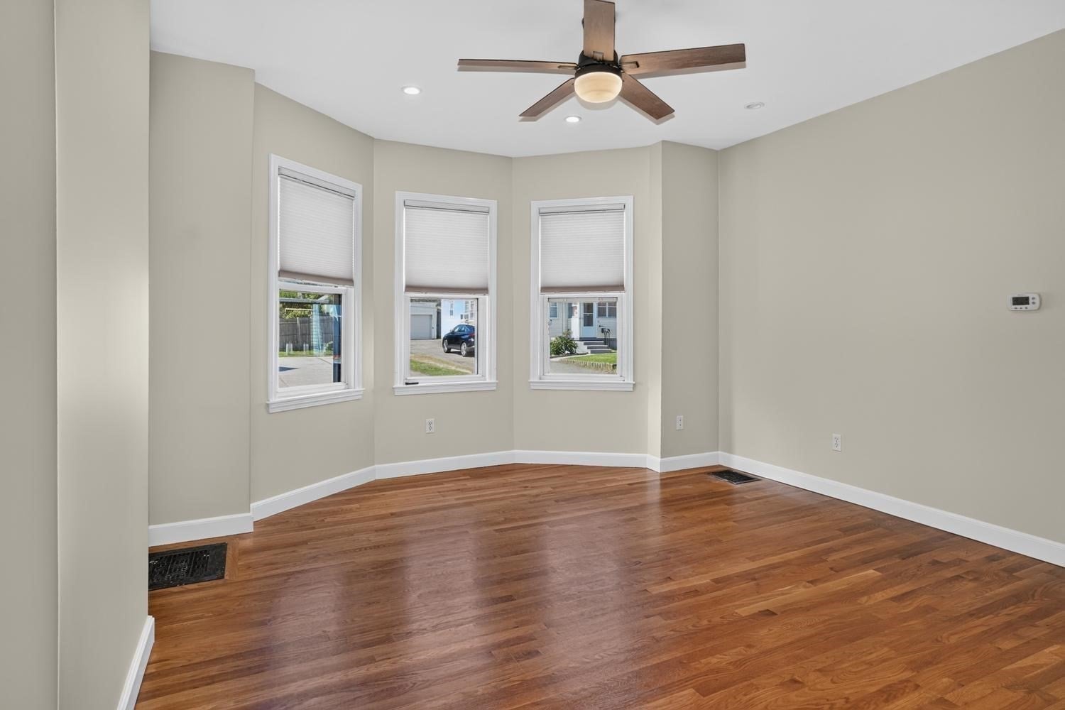 9 Ash St #1, Belmont, MA, 9 Ash St #1, Belmont, MA Photo #4