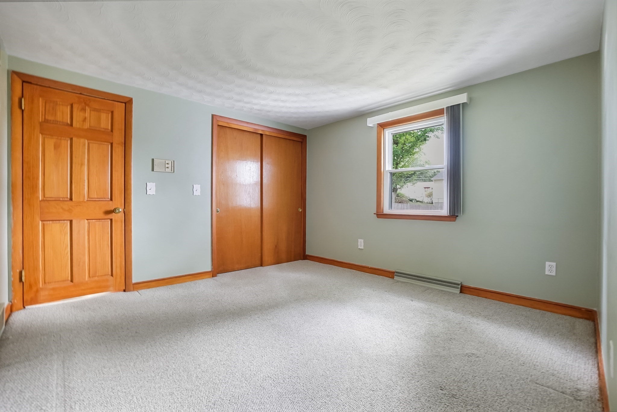 7 Stoney Brook Ln, Milford, MA, 7 Stoney Brook Ln, Milford, MA Photo #17