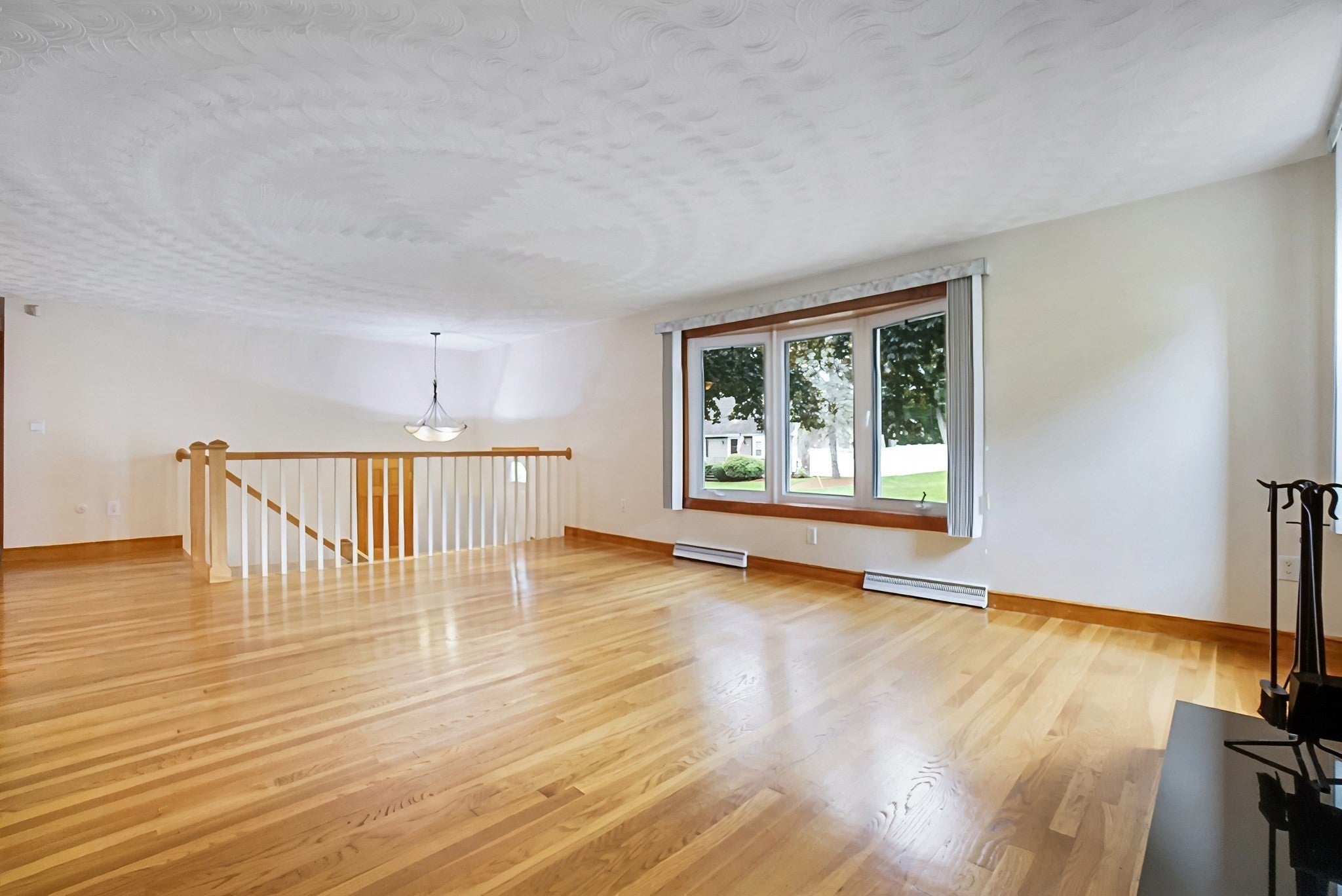 7 Stoney Brook Ln, Milford, MA, 7 Stoney Brook Ln, Milford, MA Photo #5