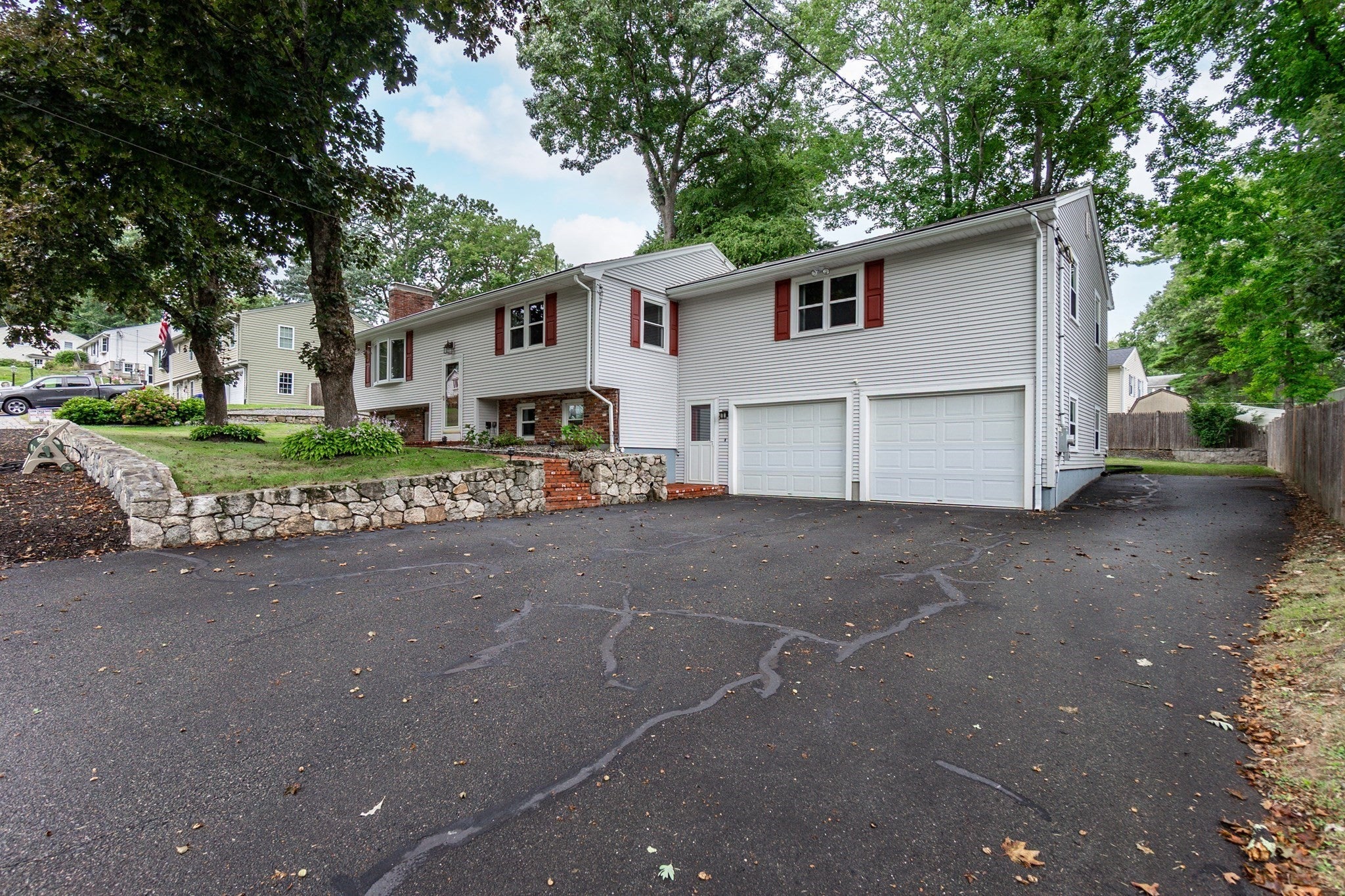 7 Stoney Brook Ln, Milford, MA, 7 Stoney Brook Ln, Milford, MA Photo #1