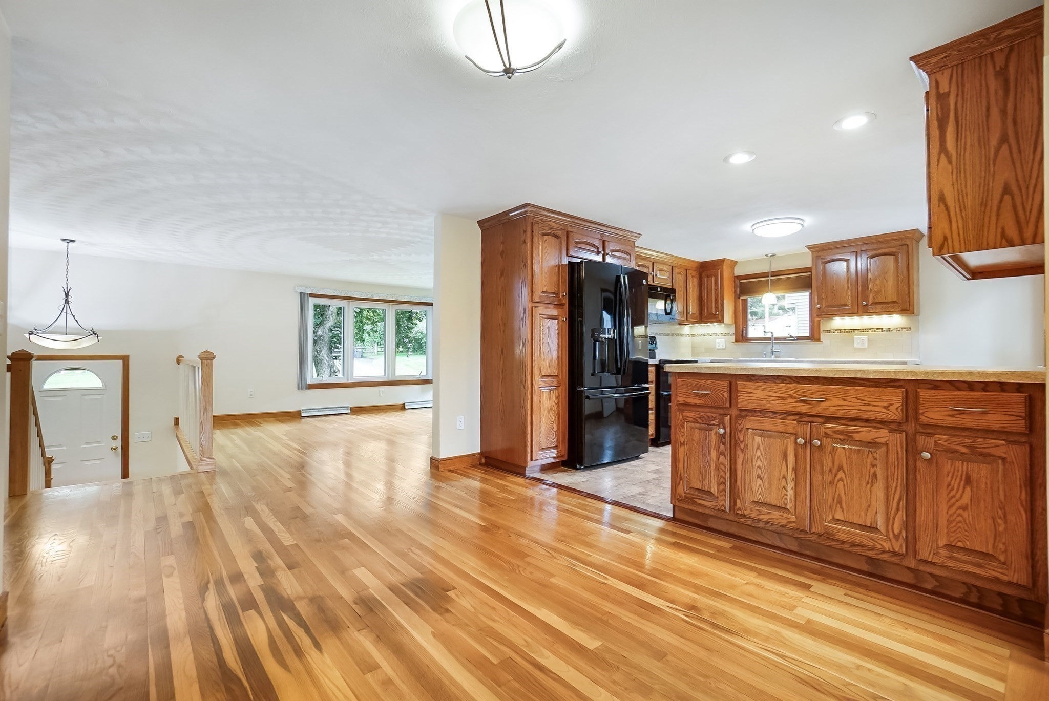 7 Stoney Brook Ln, Milford, MA, 7 Stoney Brook Ln, Milford, MA Photo #8