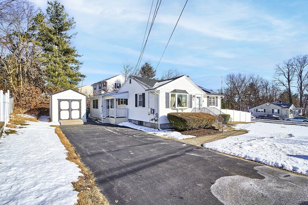 90 Coburn Dr