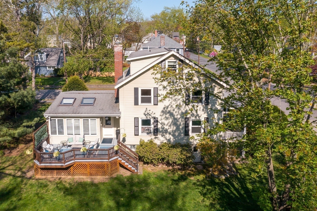 9 Overhill Rd.
