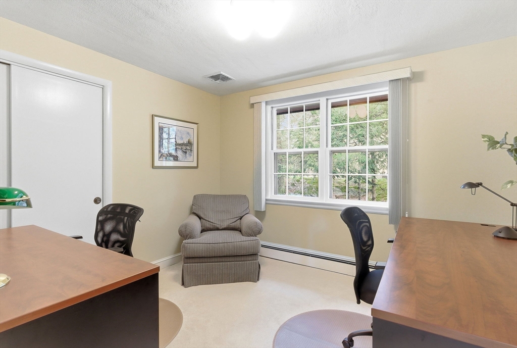 32 Hayden Lane, Bedford, MA Photo #20