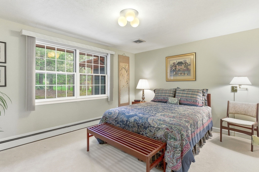 32 Hayden Lane, Bedford, MA Photo #19