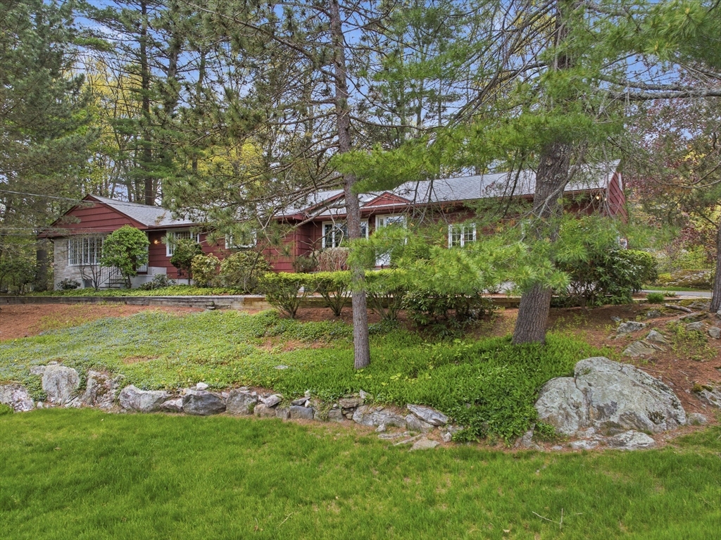 32 Hayden Lane, Bedford, MA Photo #34