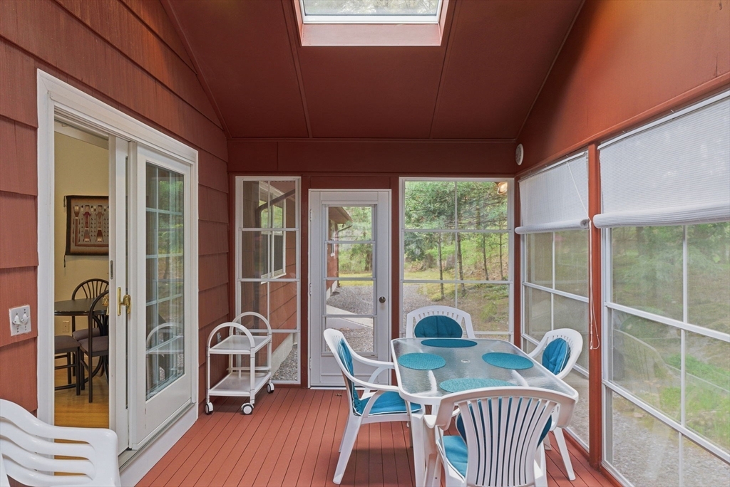 32 Hayden Lane, Bedford, MA Photo #25