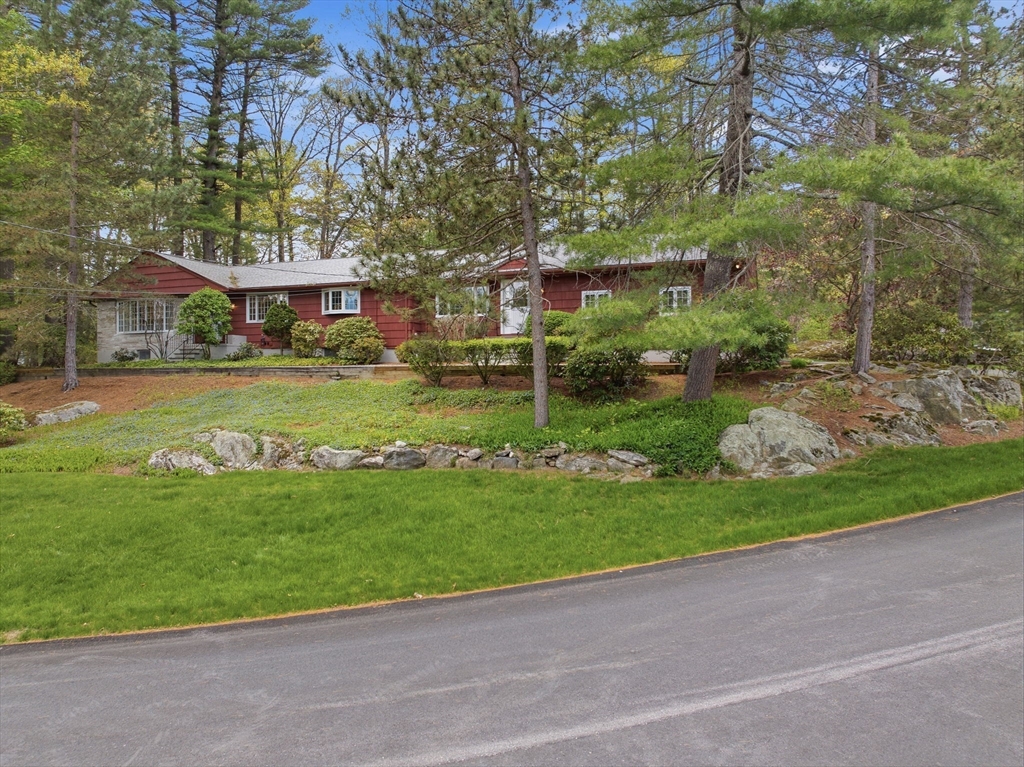 32 Hayden Lane, Bedford, MA Photo #33