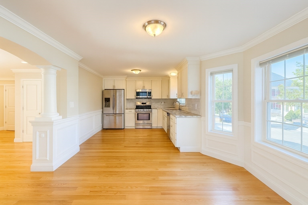 46 Wellington Street 1