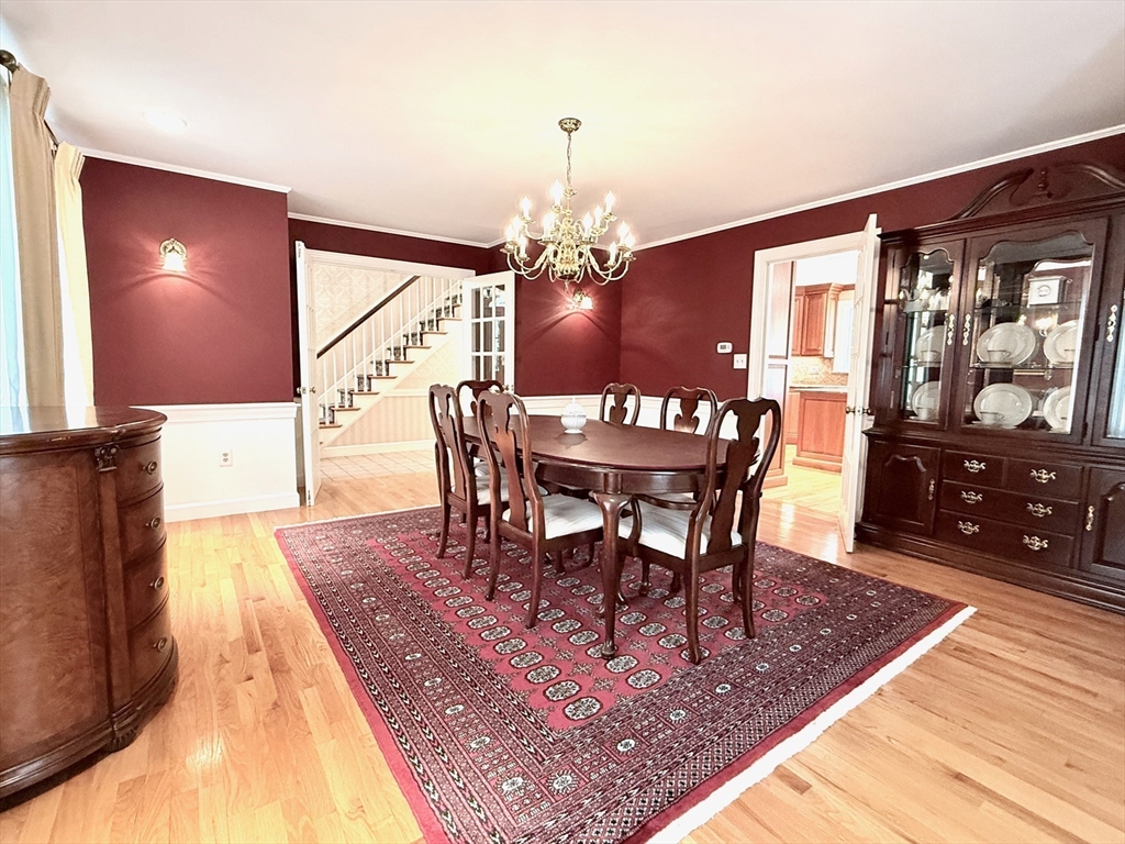 2 Liberty Ln