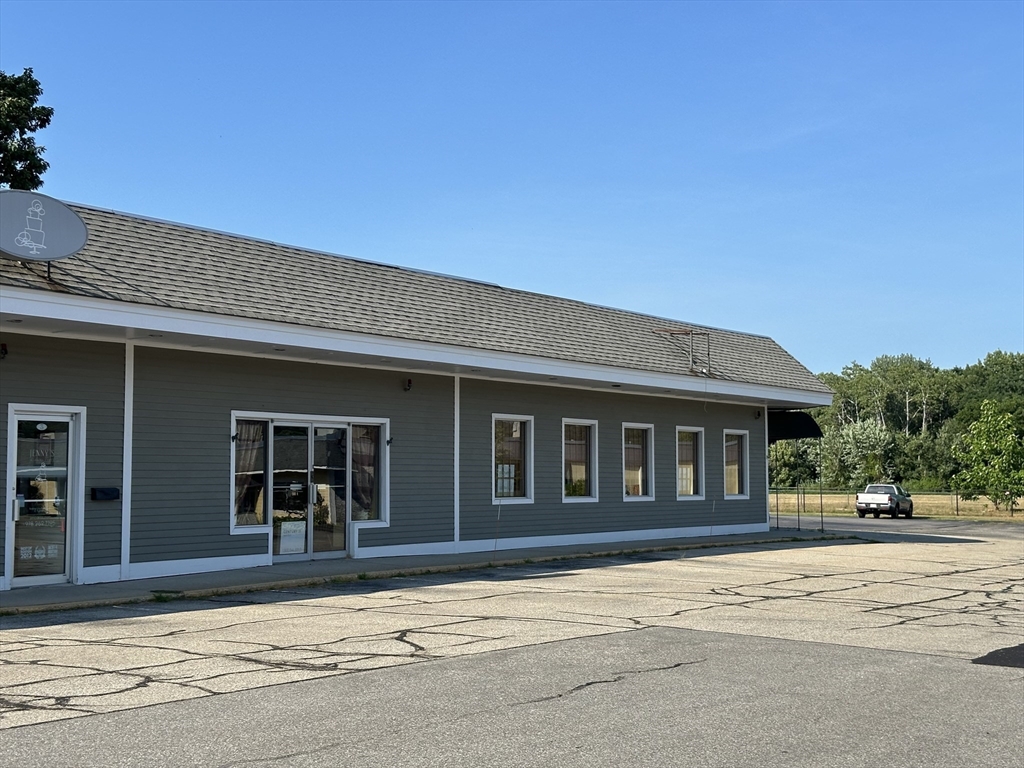 194 Main C,D,E