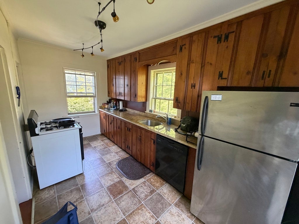 51 Elm Street #2, Marblehead, MA, 51 Elm Street #2, Marblehead, MA Photo #7